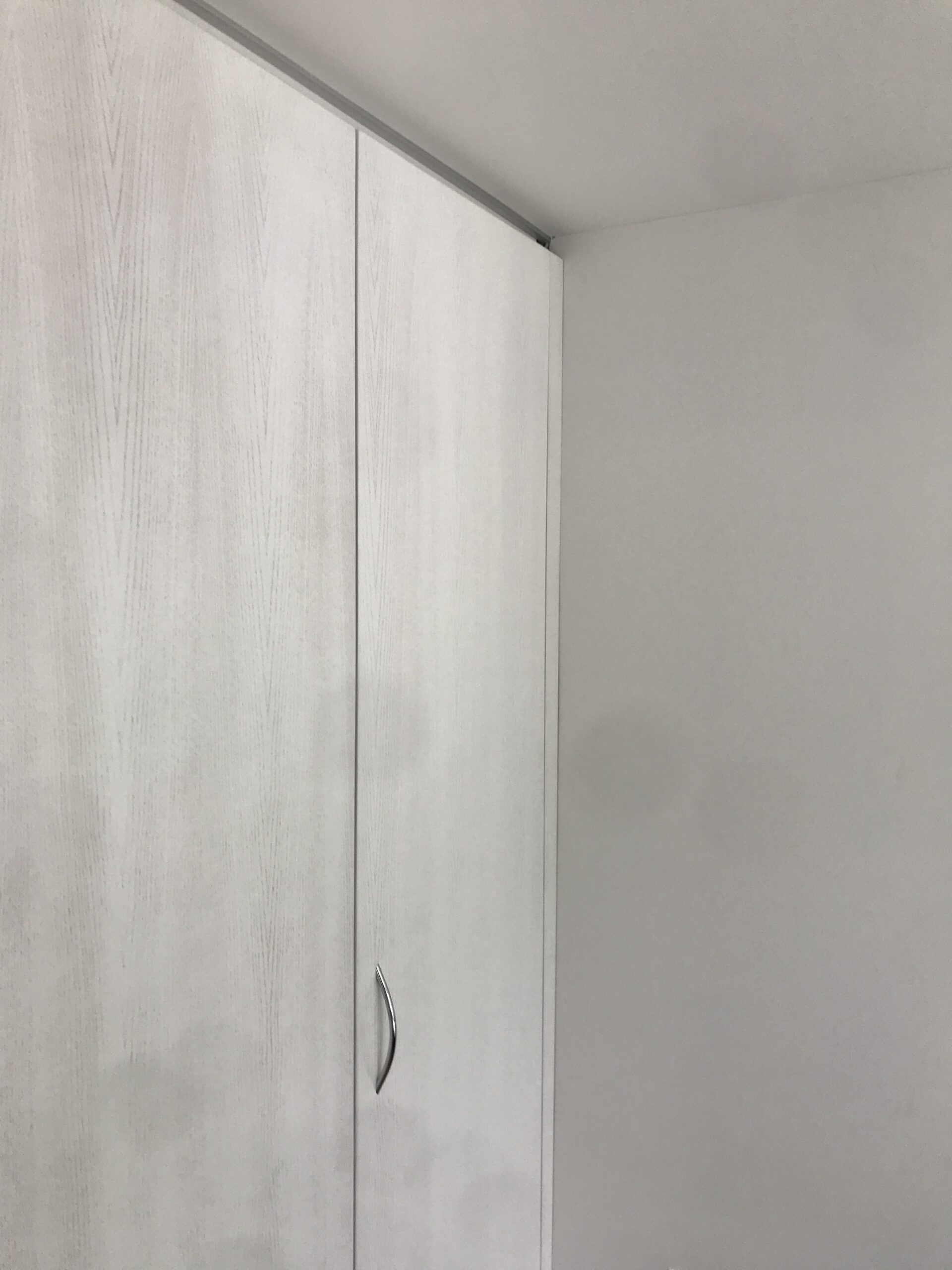 Vorher-Schrank-Umbau-Wohnung-21