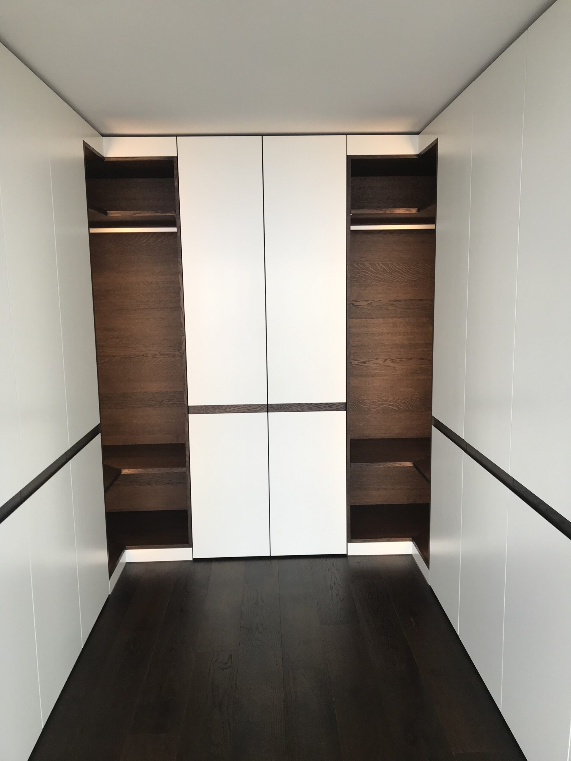 Schrank-Ankleide | MURER+GWERDER AG | Schreinerei-Kuechenbau