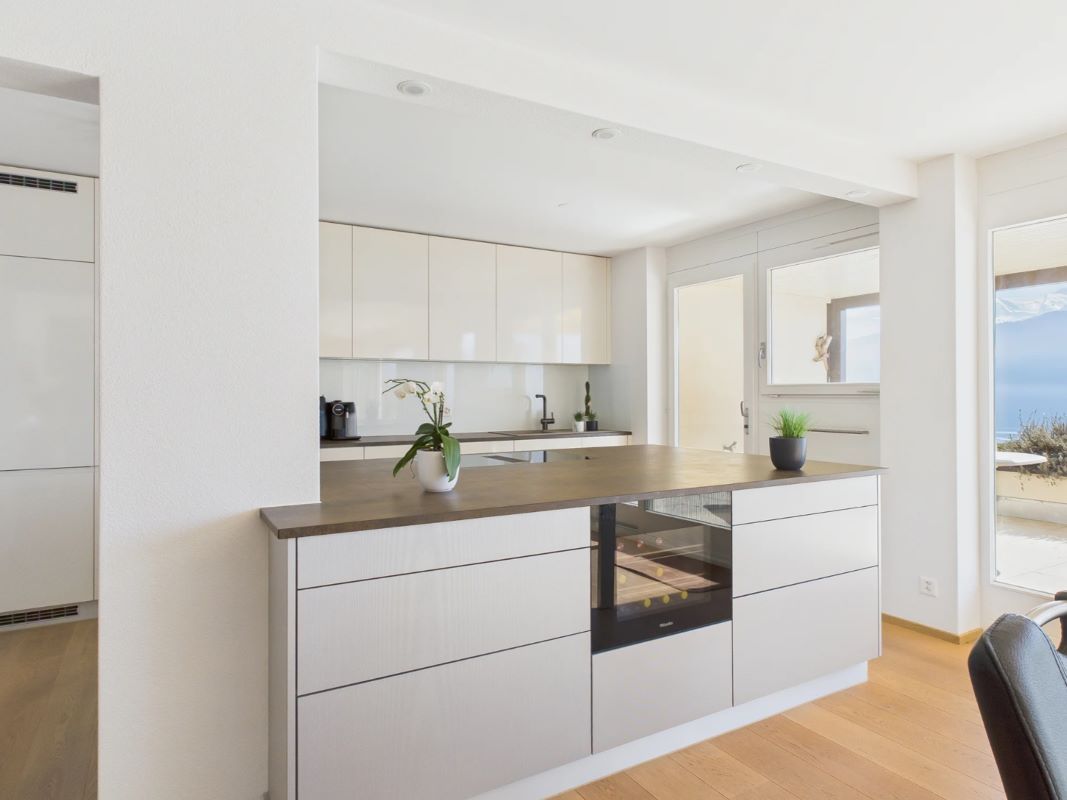 Umbau Wohnung | MURER+GWERDER AG | Schreinerei – Kuechenbau