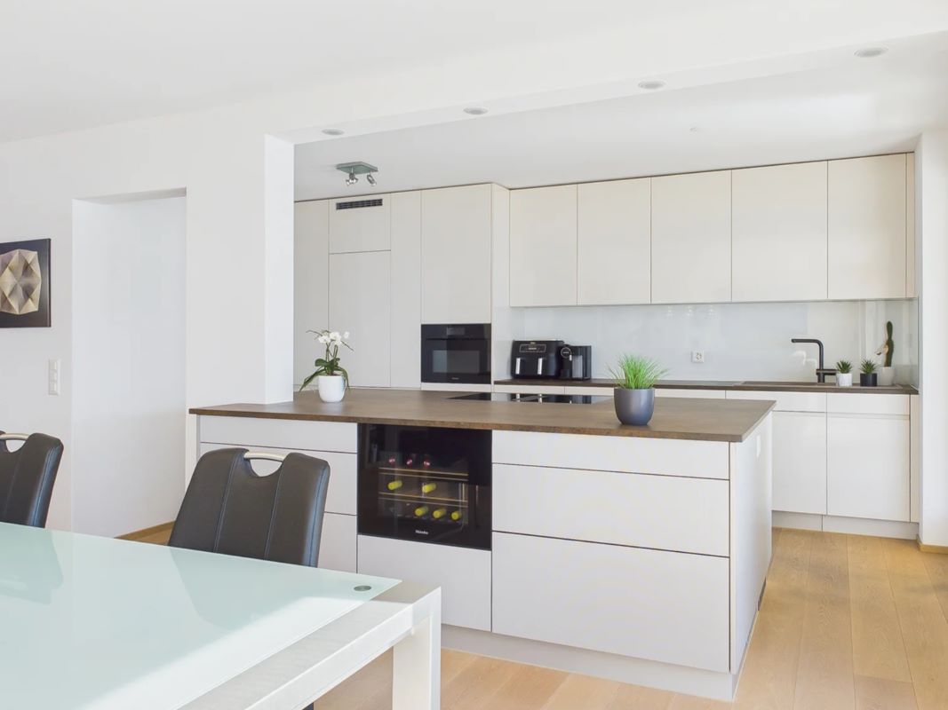 Umbau Wohnung | MURER+GWERDER AG | Schreinerei – Kuechenbau